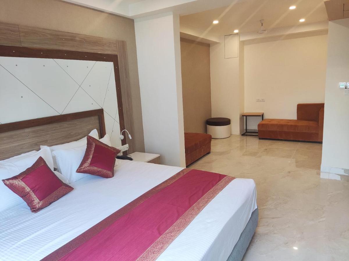 Hotel Xenia Varanasi Ngoại thất bức ảnh
