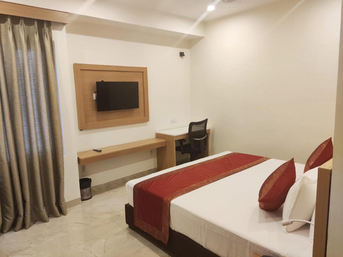 Hotel Xenia Varanasi Ngoại thất bức ảnh