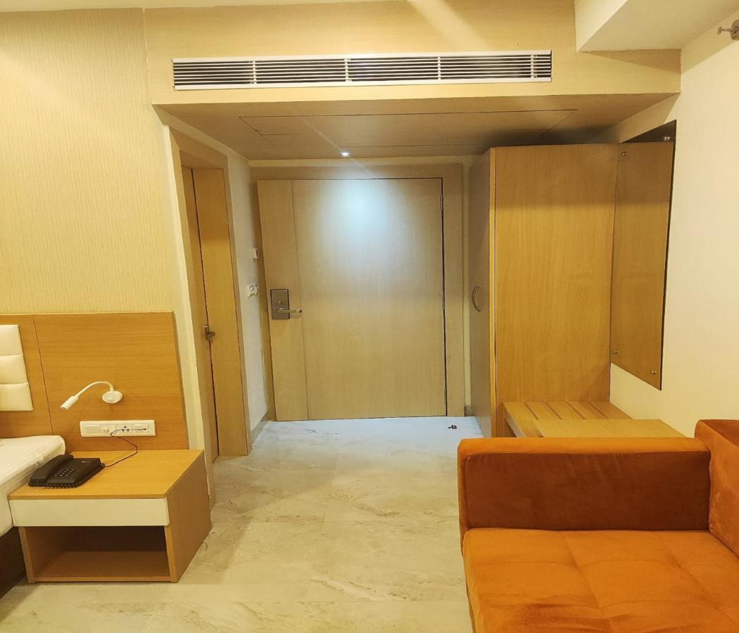 Hotel Xenia Varanasi Ngoại thất bức ảnh