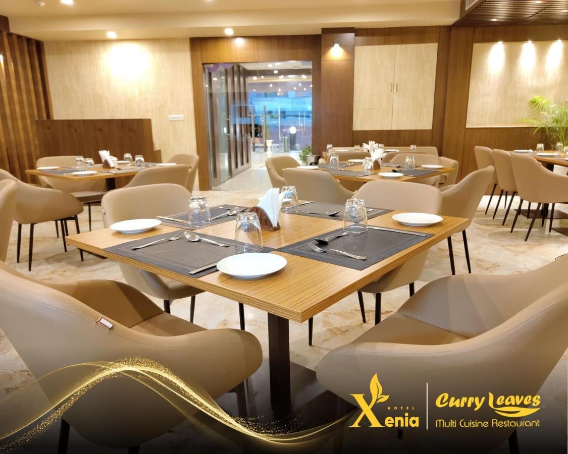 Hotel Xenia Varanasi Ngoại thất bức ảnh