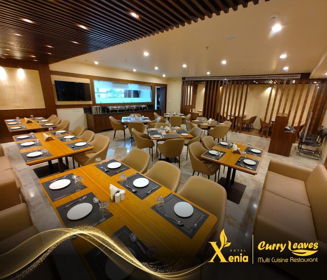 Hotel Xenia Varanasi Ngoại thất bức ảnh