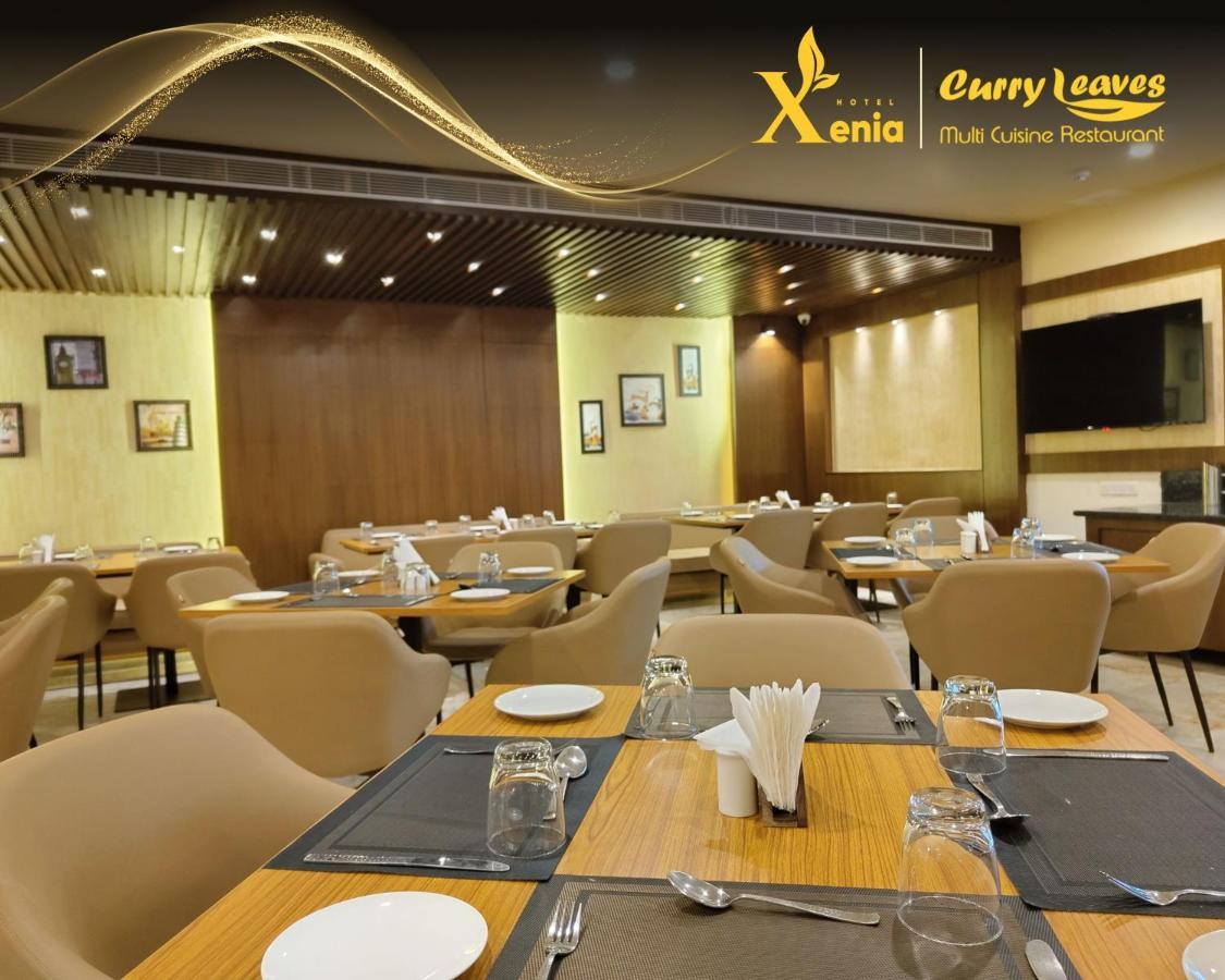 Hotel Xenia Varanasi Ngoại thất bức ảnh