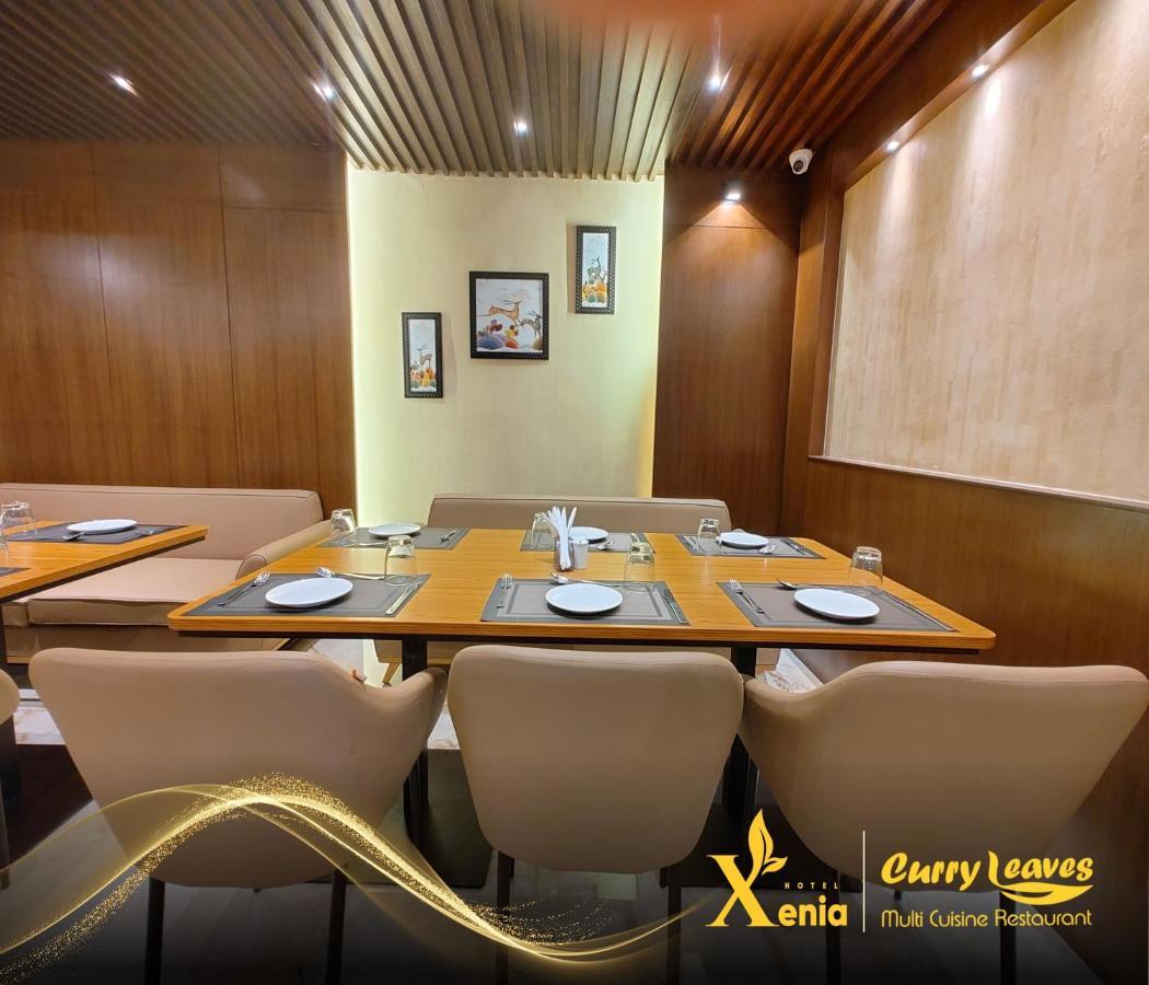 Hotel Xenia Varanasi Ngoại thất bức ảnh