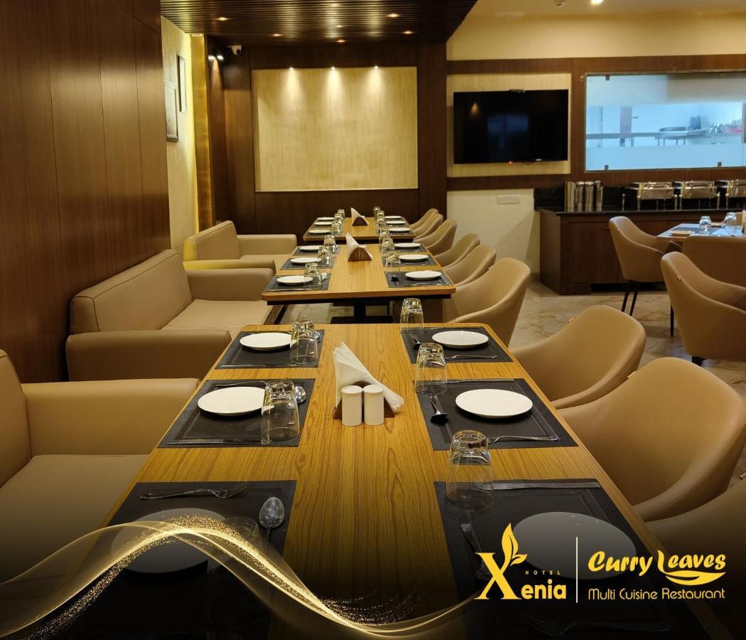 Hotel Xenia Varanasi Ngoại thất bức ảnh