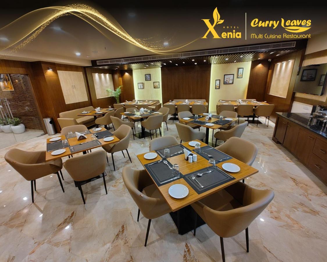 Hotel Xenia Varanasi Ngoại thất bức ảnh